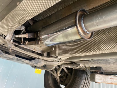 Удаление катализатора Ремонт глушителя Volvo XS90 замена катализатора в СПб в сервисе Silencer цены, замена катализатора на пламегаситель с удалением ошибок и перепрошивкой ЭБУ под Евро 2 - вид 1 миниатюра